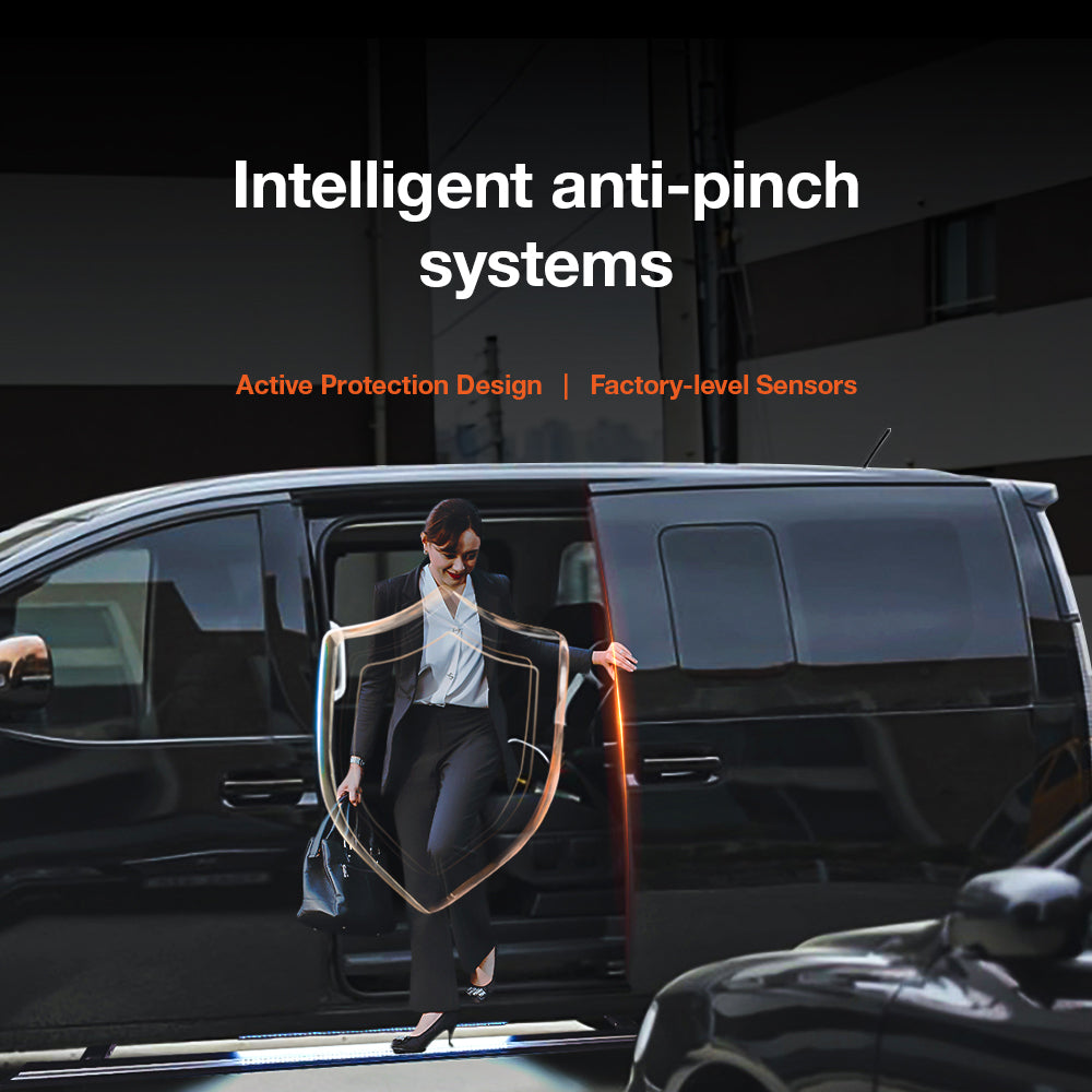 Intelligent anti-pinch safety system test on Hyundai Staria electric sliding door: Automatically stops closing when obstacles are detected.